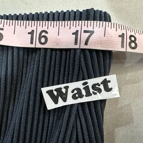 NWT SIZE L HYFVE Ribbed Blue Skirt Set - Picture 10 of 13